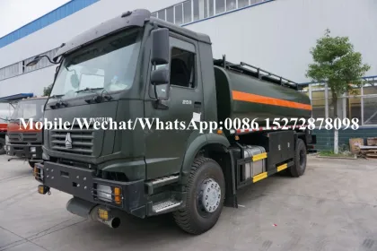 SINOTRUK HOWO Off Road 8m3 Fuel Truck
