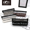 Estuche para lápices de malla unisex one life to live