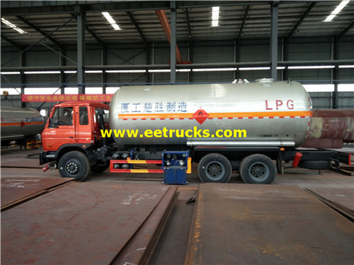 Dongfeng 7000 Gallon Propane utoaji wa malori