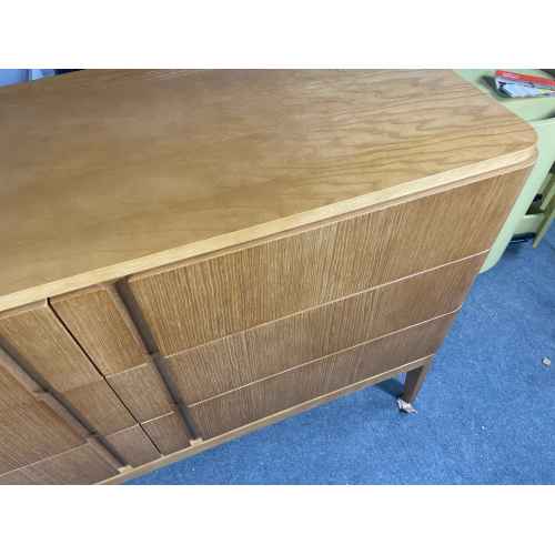 Mid-Century Modern Wooden Storage 6-Drawer Dresser