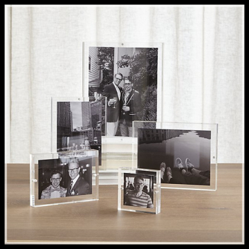 lovely stand acrylic photo frame,acrylic family frame