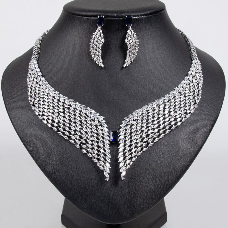 Wing Paved CZ Collar Bridal Set