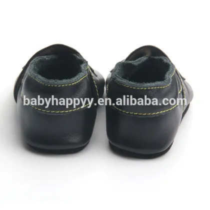 Wholesale soft sheep skin boys shoes comfortable baby shoes