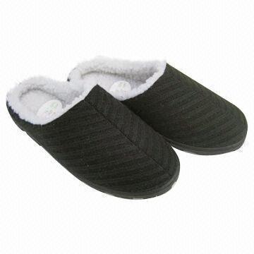 Casual slippers with side-stitching