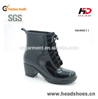 Fashionable china woman boots