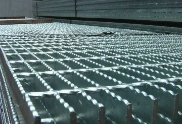 Steel bar grating processing