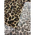 2 2 Rippstoff mit Leopardenmuster