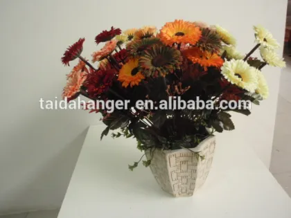 The Bunch of Flowers Artificial 7 forks Chrysanthemum Flower Small Pieces Simulation Silk Flower for Decoration