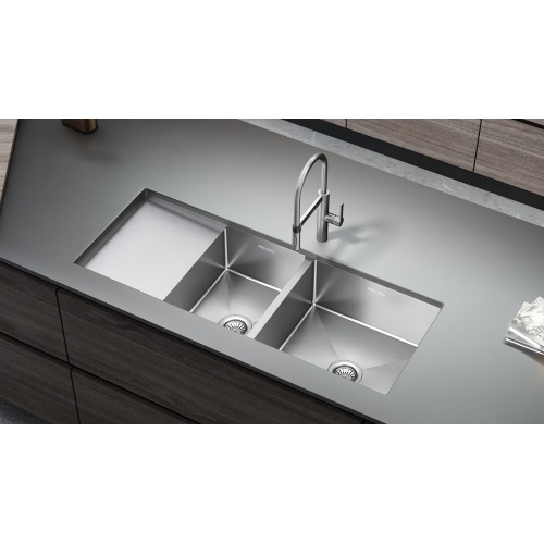 Stainless Kitchen Drainboard Sinks Hot Sale Handmade Bouble Bowl Sink with Drainboard Factory