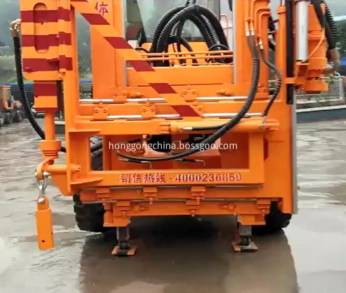Barriers Post Driver