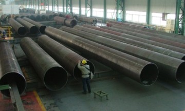 Longitudinal submerged arc welded steel pipe