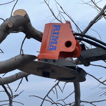 3-8 Ton Excavator Saw Head for Branch Pruning and Log Cutting - 600Nm Max Torque