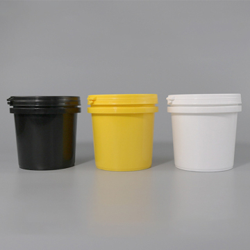 Manufacturer of 40 Litre Transparent Containers for Oil, Lubricants, and Drinks with Lids