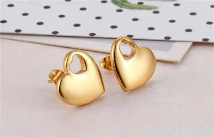 Hollow Love Golden Earrings