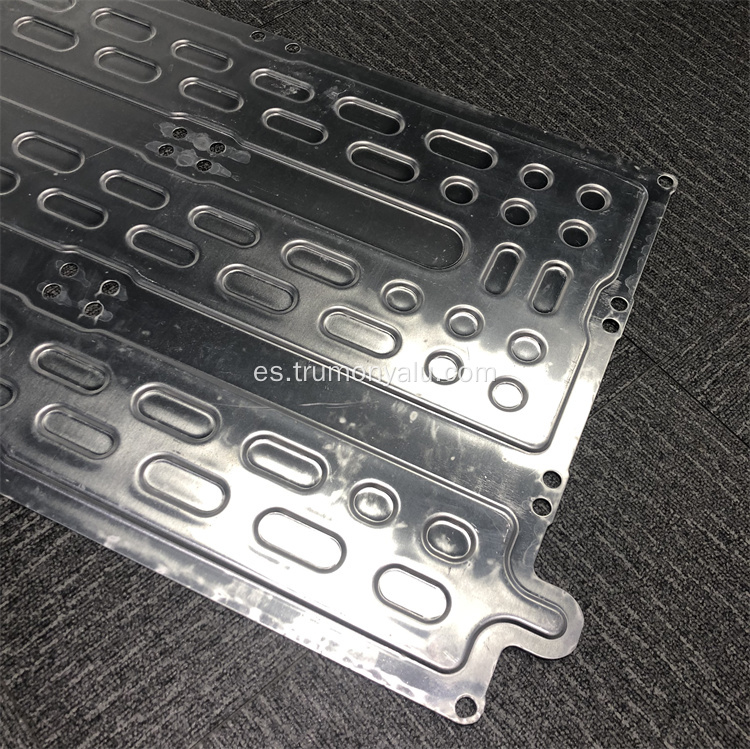 Placas de enfriamiento líquido de aluminio para vehículo eléctrico.