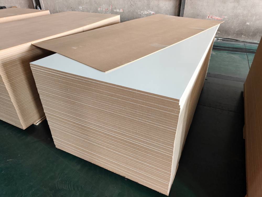 Melamine Veneer Medium Density Fiberboard
