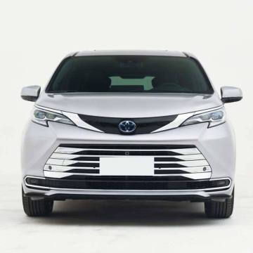 2023 2022 Model Asiento Para Discapacitados for Toyota Sienna 3Lm 61099 Rear Car Motor Toyot.a" 

However, to make it more search-engine friendly and clear, you might consider:

"Asiento Para Discapacitados for 2022 Toyota Sienna 3Lm 61099 Rear Car Motor