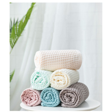 Cotton mesh lightweight dry waffle adult bath towel