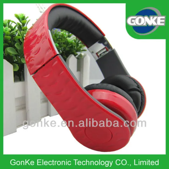 fashion china mobile mic wood earphone hot selling customized earphone carrying case