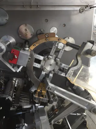 Wealth Chocolate Single Twist Machine