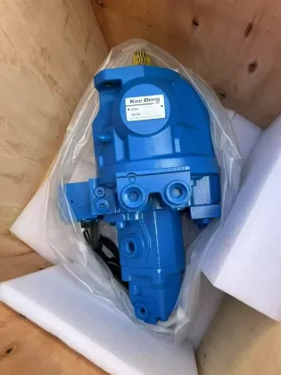 Kobelco 75 Toshiba Series Slewing Motor SG025