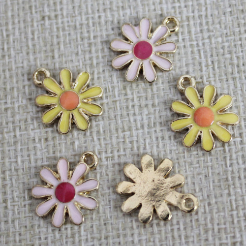 14 MM Emaliowane Daisy Flower Charms Biżuteria Daisy Flower Charms Zawieszki