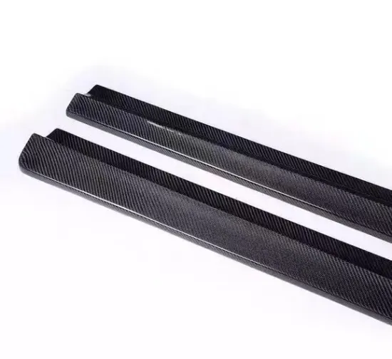 Hot Sale Carbon Fiber Side Skirts for C Class W204/C204/C63 AMG 2012+
