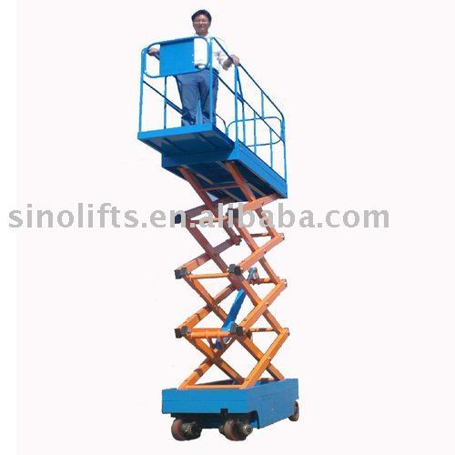 Self propelled scissors platform