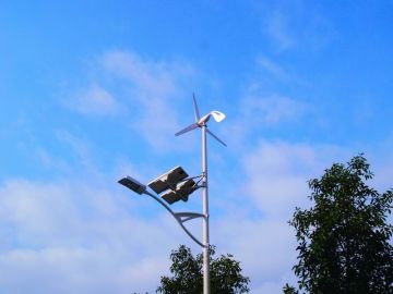 Energy-saving 70w 10m Hybrid Wind / Solar Led Street Lights For Railway