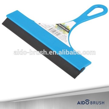 Pliable rubber blade Window squeegee