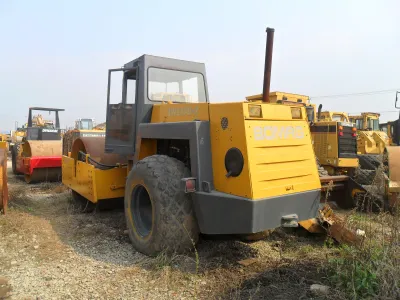 USED BOMAG BW217D-2 ROAD ROLLER 