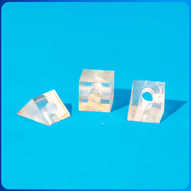 Personnalisez le prisme en verre bk7 à angle droit 60/40