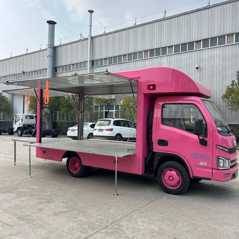Dessert snack truck;
