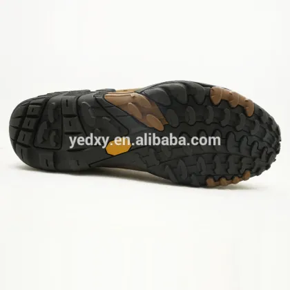 lightweight and breathable men shoes for athletic