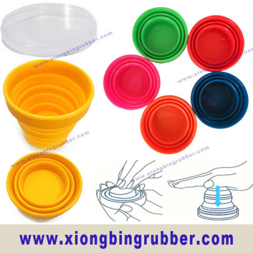 Food grade portable silicone folding cup with lid