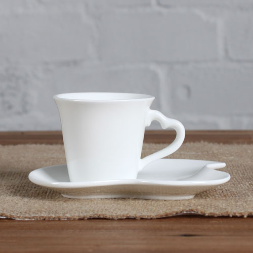 sweet love shape cup and saucer