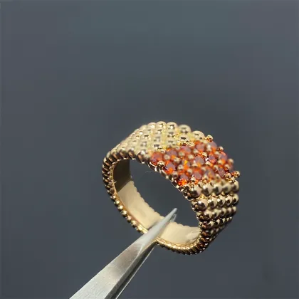 Stylish Women's Gold Plated 18k Inlaid Red Diamond Stainless Steel Clover Ring