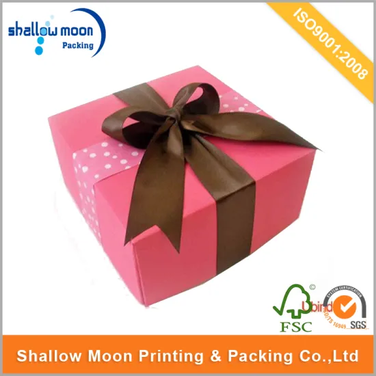 pink cake packaging paper box with ribbon