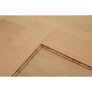 Warna Alam Oak Rekayasa Parket Herringbone