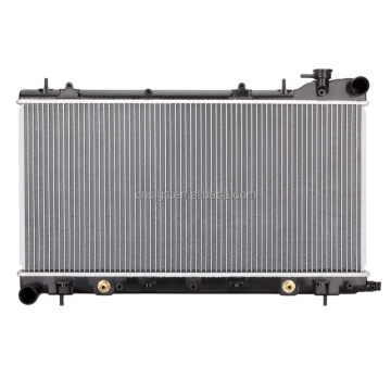 China Auto Ersatzteile: Kupfer- und Aluminiumauto -Kühler für Toyota, PA66, GF30, GF35, Innova, Hiace, Vios, Noah, Suzuki, Hyundai, Mazda