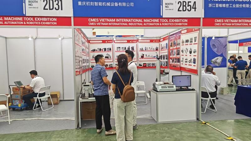 attracting numerous visitors for observation and negotiation