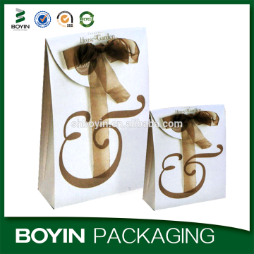 Pretty ribbon decoration paper gift bags wholesale