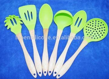 Small kitchen utensils Wood handle kitchen utensils Food silicone rubber kitchen utensils