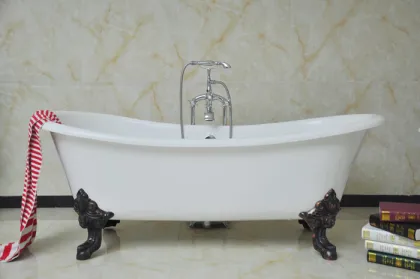 Fashionable Bathtub Claw Foot