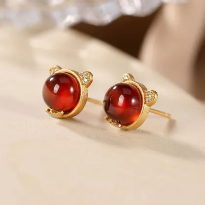 Natural Garnet Personalized Little Bear Versatile Earrings