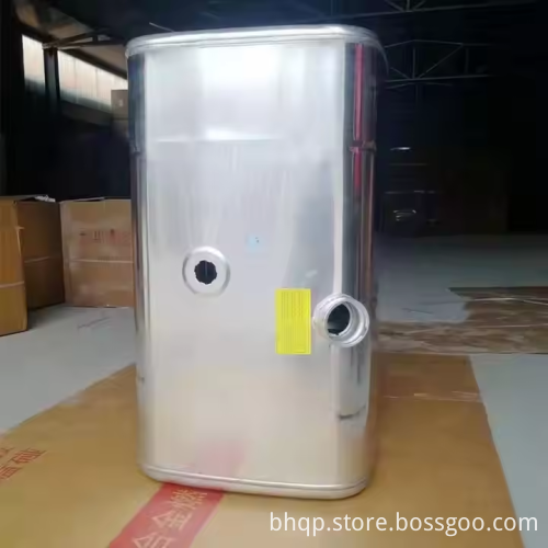 SINOTRUK Spare Parts Howo 336 6x4 Dump Truck Engine Parts 300L Square Aluminum Alloy Fuel Storage Tank Assembly WG9725550300