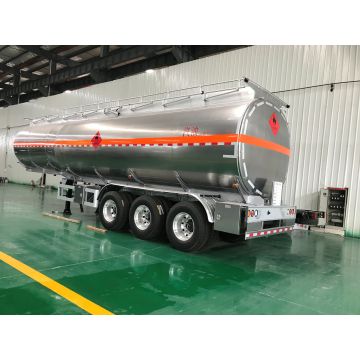 camión cisterna de petróleo