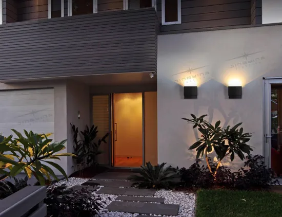 12W High Quality IP54 outdoor lamp at garden