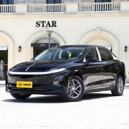 Hongqi E-QM5 2025 500KM Travel Edition
