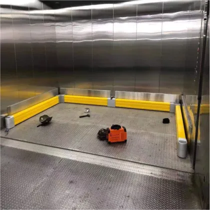 Good Quality Anti-Collision Guardrail Light Guardrail Barrier Post